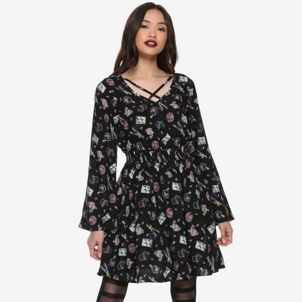 Harry Potter Weasleys' Wizard Wheezes Dress Hot Topic Long Sleeve Size Medium
